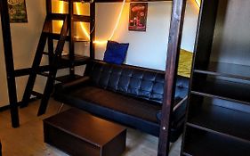 Mini Studio de 13 m2 avec terrasse 15 mn centre Nimes